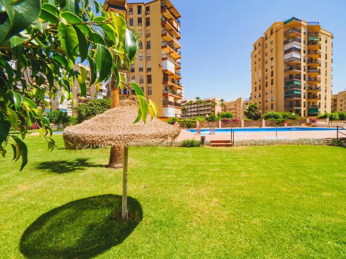 Cubo'S Apartment Tower Of London Torremolinos 0*,  Spain