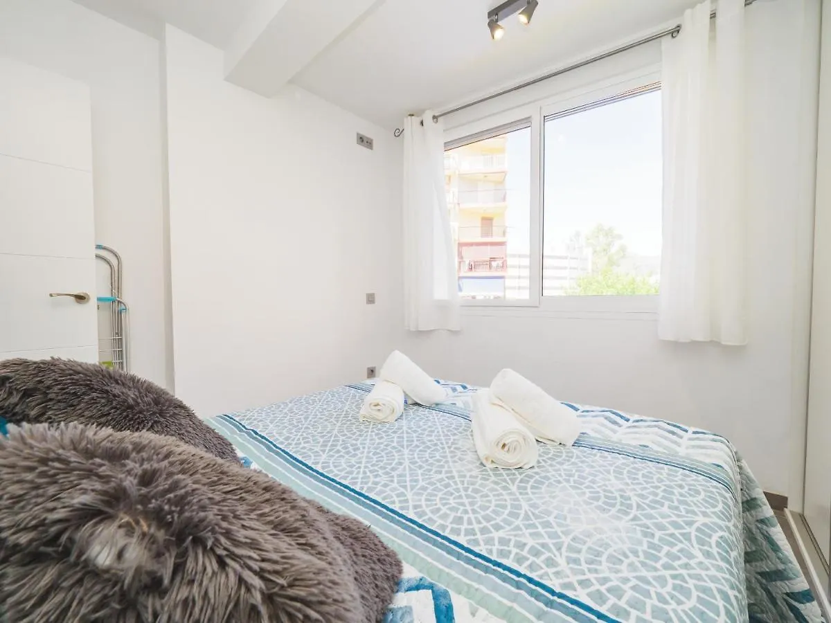 Cubo'S Apartment Tower Of London Torremolinos